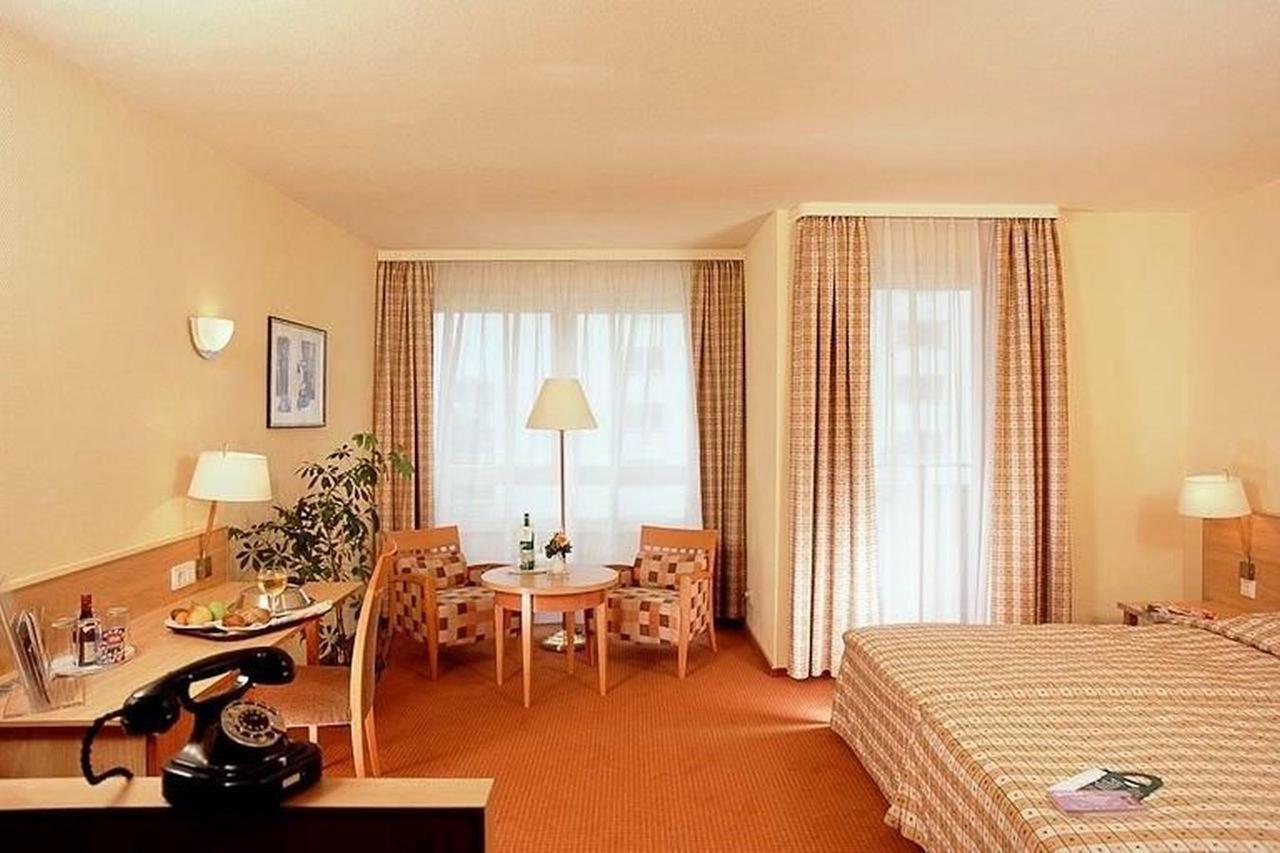 Mercure Hotel Bad Homburg Friedrichsdorf Eksteriør billede